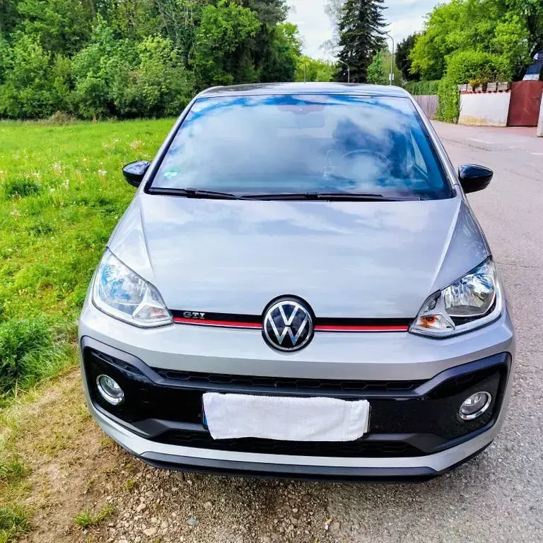 Second-hand VW up! GTI 116 CP (85 kW) 2020 Argintiu Hatchback