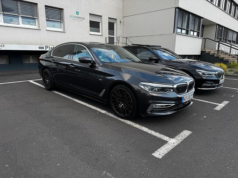 Gebraucht BMW 530 Luxury Line 265 PS (194 kW) 2017 Schwarz Limousine