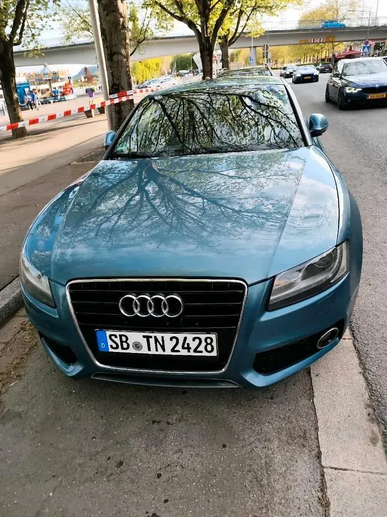 Second-hand Audi A5 S-Line 265 CP (194 kW) 2009 Albastru Coupe