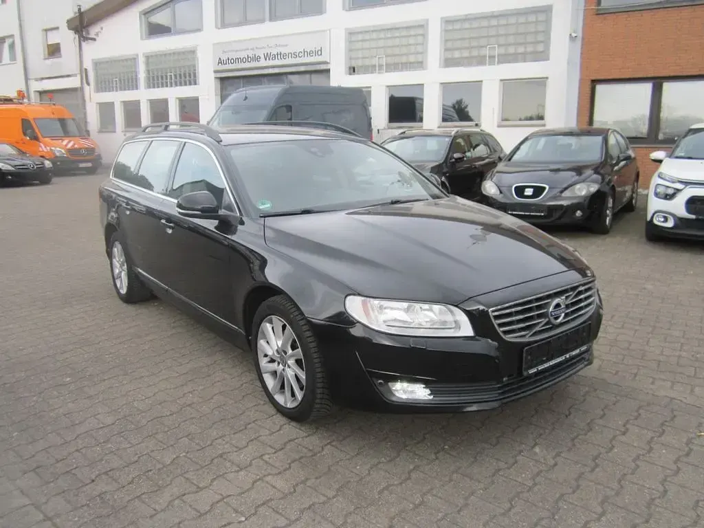 Gebraucht Volvo V70 Standard 150 PS (110 kW) 2016 Schwarz Kombi
