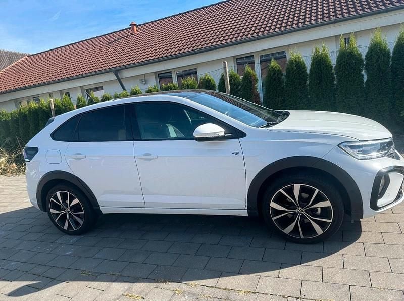 Weiß Gebraucht 2023 VW Taigo R-line SUV | 23.500 € (Guter Preis) - Bild 1/4