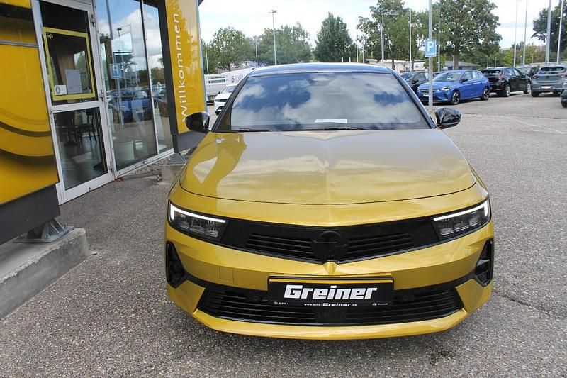 Gebraucht Opel Astra 131 PS (96 kW) 2025 Kult gelb Limousine