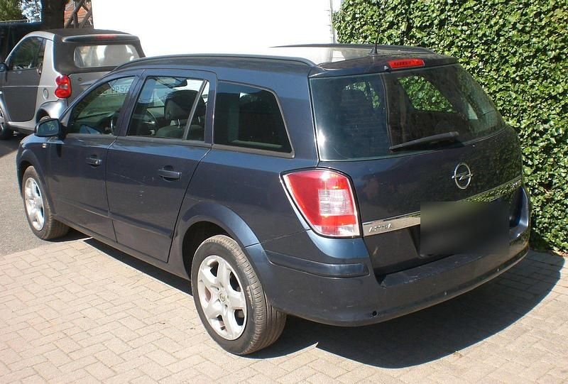 Gebraucht Opel Astra Cosmo 120 PS (88 kW) 2008 Blau Kombi
