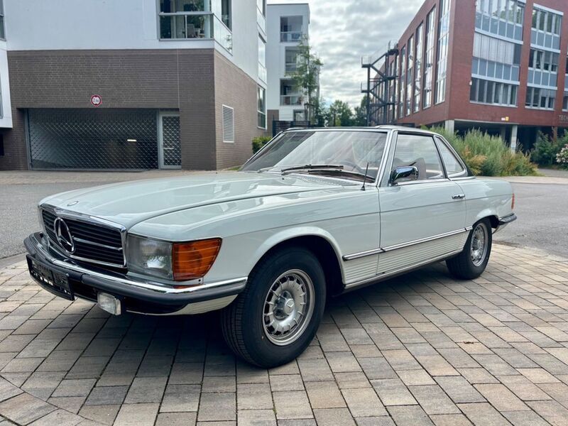 Weiß Gebraucht 1972 Mercedes SL350 Coupé | 29.900 € - Bild 1/4
