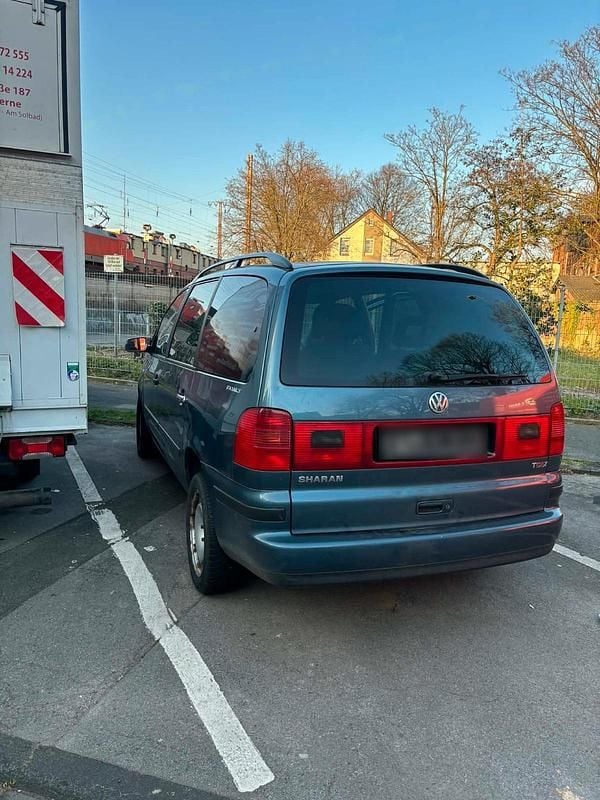 Gebraucht VW Sharan 131 PS (96 kW) 2005 Beige Van / Kleinbus