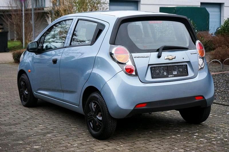 Gebraucht Chevrolet Spark LS 68 PS (50 kW) 2010 Blau Kleinwagen