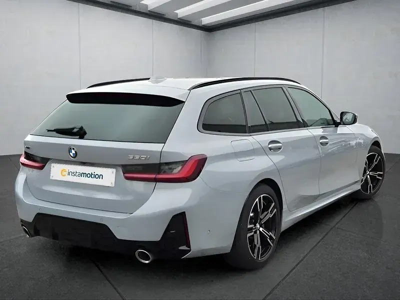 Gebraucht BMW 330 245 PS (180 kW) 2025 Grau Kombi