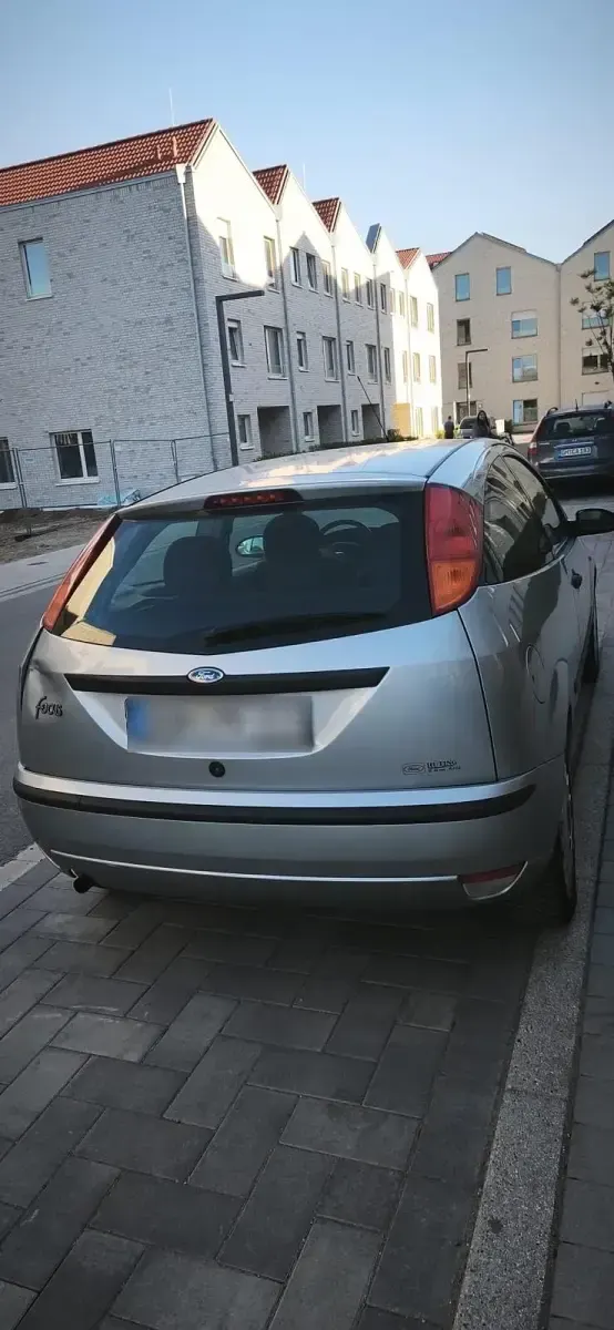 Second-hand Ford Focus 75 CP (55 kW) 2004 Gri Coupe