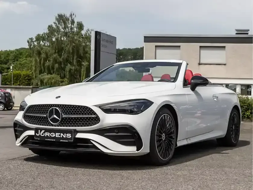 Gebraucht Mercedes CLE300 AMG 258 PS (189 kW) 2024 Weiss polarweiß Cabrio