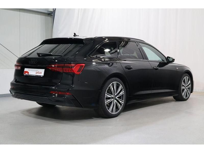 Gebraucht Audi A6 S-Line 204 PS (150 kW) 2024 Mythosschwarz metallic Kombi