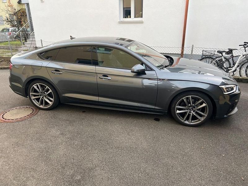 Grau Gebraucht 2018 Audi A5 S-Line Coupé | 22.490 € (Guter Preis) - Bild 1/4