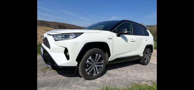 Weiß Gebraucht 2019 Toyota RAV4 Hybrid Style SUV | 30.400 € (Fairer Preis) - Bild 1/4