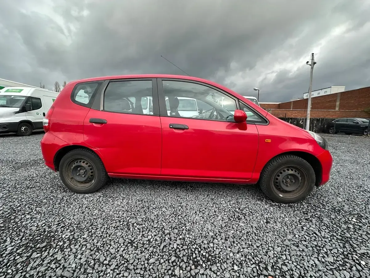 Gebraucht Honda Jazz 83 PS (61 kW) 2003 Rot Kleinwagen