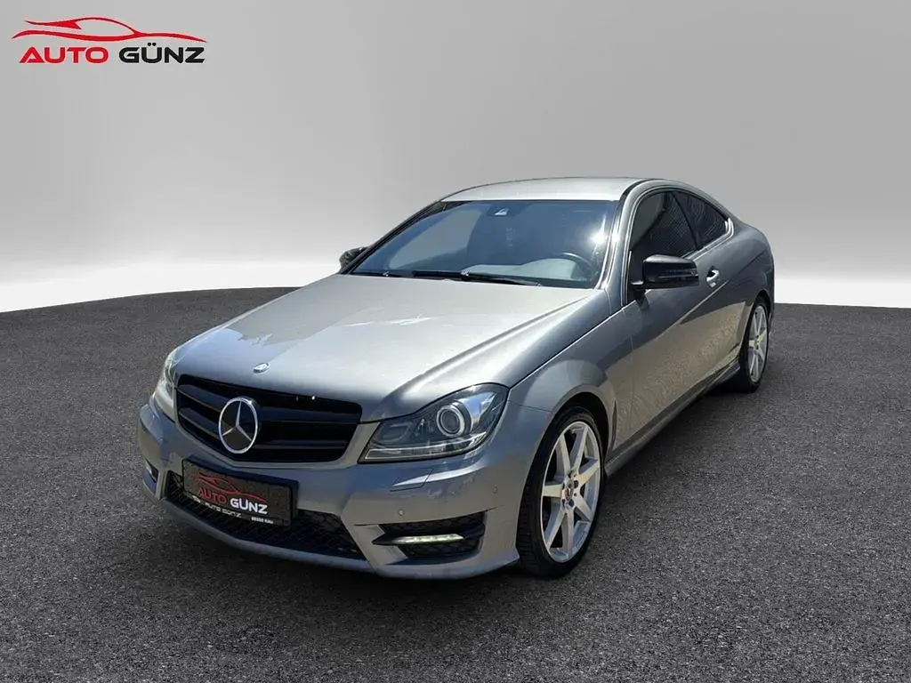 Gebraucht Mercedes C250 AMG line 204 PS (150 kW) 2011 Silber Coupé