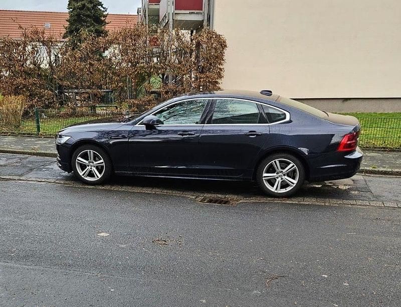Blau Gebraucht 2019 Volvo S90 Limousine | 19.500 € (Guter Preis) - Bild 1/4