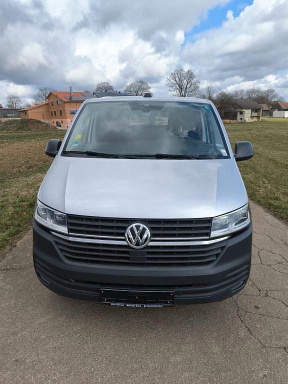 Gebraucht VW Transporter 150 PS (110 kW) 2021 Silber Van
