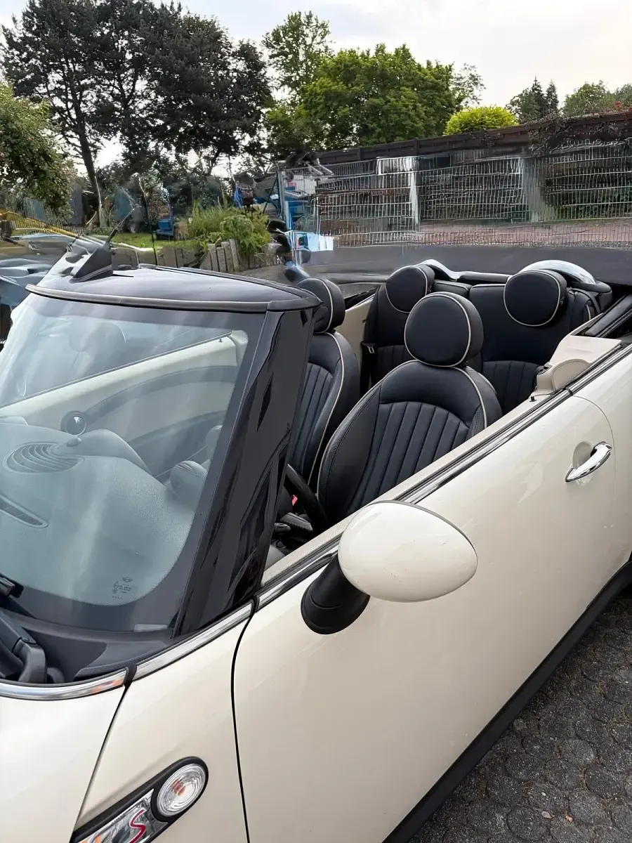 Gebraucht Mini Cooper S Cabriolet 184 PS (135 kW) 2011 Cabrio