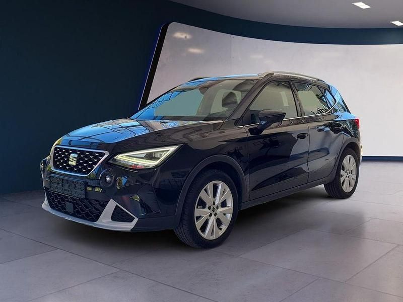 Mitternachtsschwarz / dach gra Gebraucht 2024 Seat Arona Xperience SUV | 19.990 € (Guter Preis) - Bild 1/4