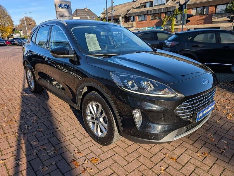 Gebraucht Ford Kuga Titanium 224 PS (164 kW) 2022 Schwarz SUV