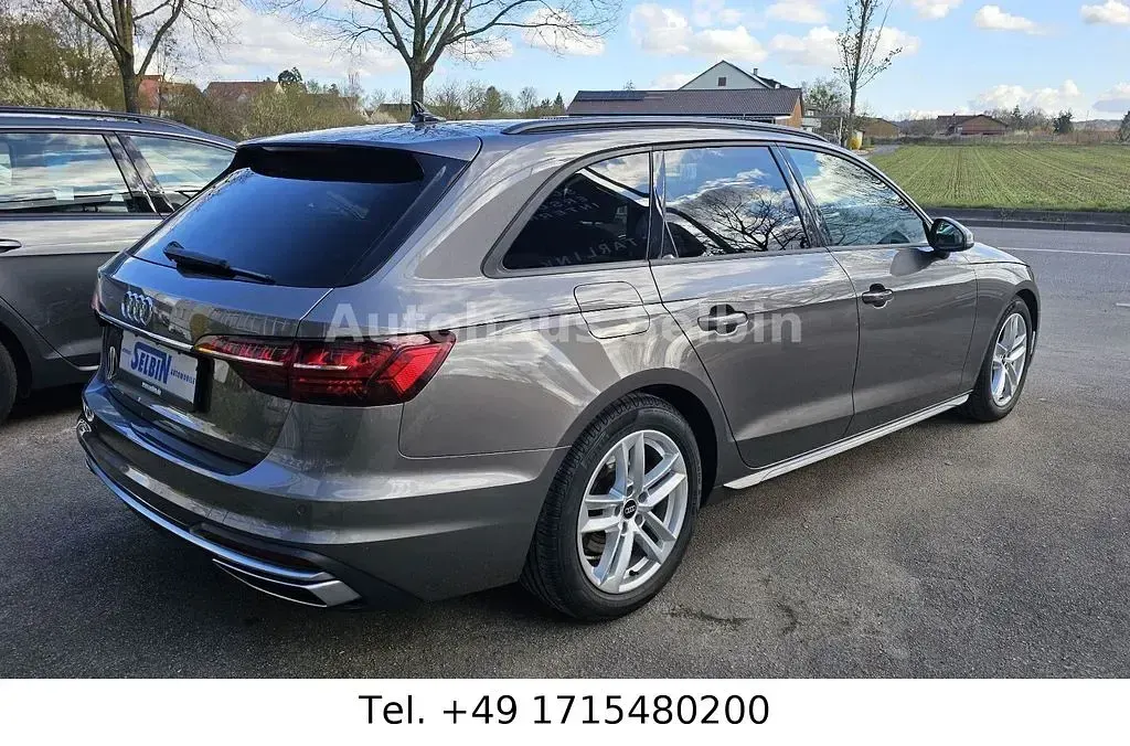 Second-hand Audi A4 Advanced 204 CP (150 kW) 2022 Gri Break