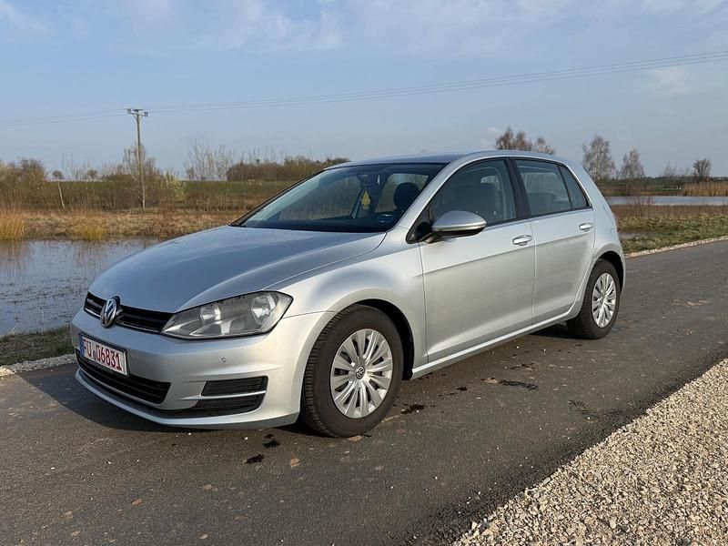 Gebraucht VW Golf VII 105 PS (77 kW) 2013 Silber Kleinwagen