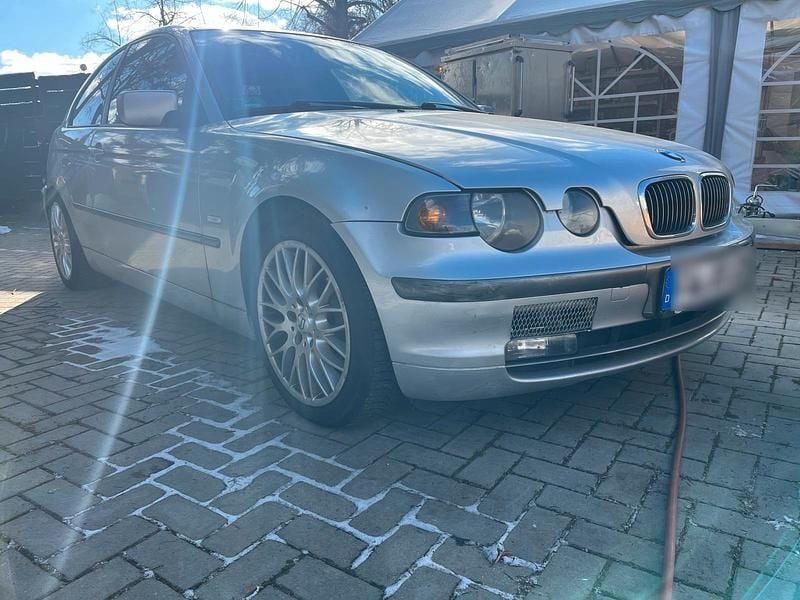 Gebraucht BMW 325 192 PS (141 kW) 2000 Silber