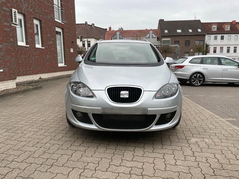 Gebraucht Seat Altea XL 140 PS (102 kW) 2008 Grau Van / Kleinbus