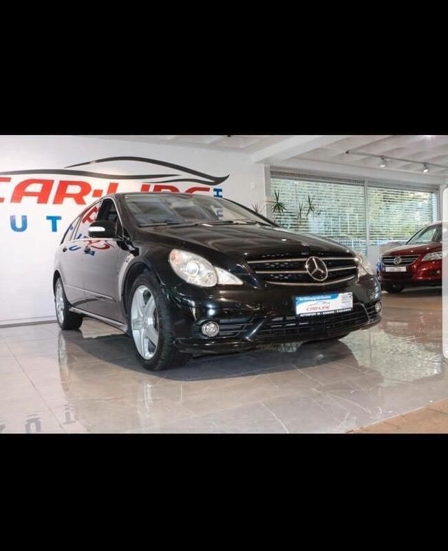 Schwarz Gebraucht 2007 Mercedes R320 Van / Kleinbus | 11.700 € (Teuer) - Bild 1/4