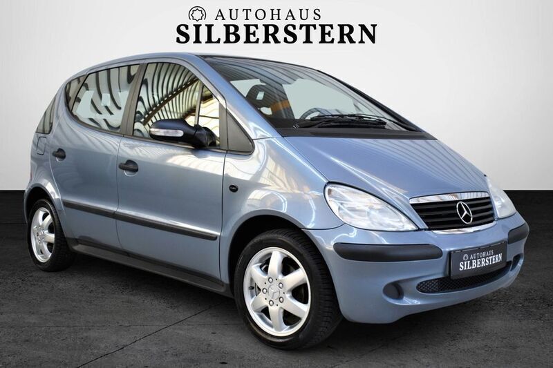 Grau Gebraucht 2004 Mercedes A160 Classic Van / Kleinbus | 1.490 € (Fairer Preis) - Bild 1/4