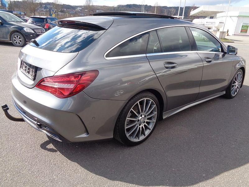 Gebraucht Mercedes CLA200 Shooting Brake AMG line 156 PS (114 kW) 2017 Grau Kombi
