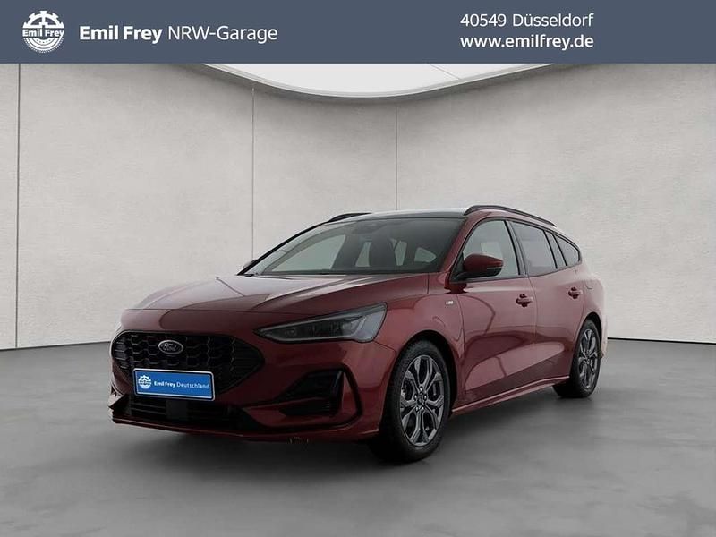 Gebraucht Ford Focus ST-Line 155 PS (114 kW) 2024 Fantasticrot metallic Kombi