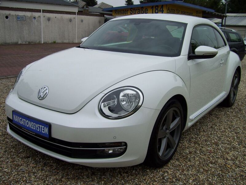 Weiß Gebraucht 2013 VW Beetle Design Limousine | 9.440 € (Fairer Preis) - Bild 1/4