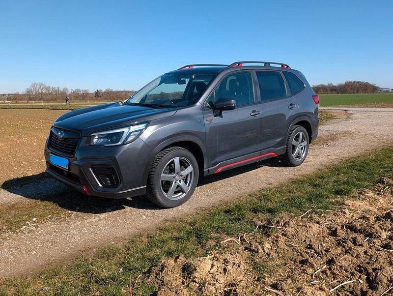 Gebraucht Subaru Forester Sport 150 PS (110 kW) 2022 Grau SUV