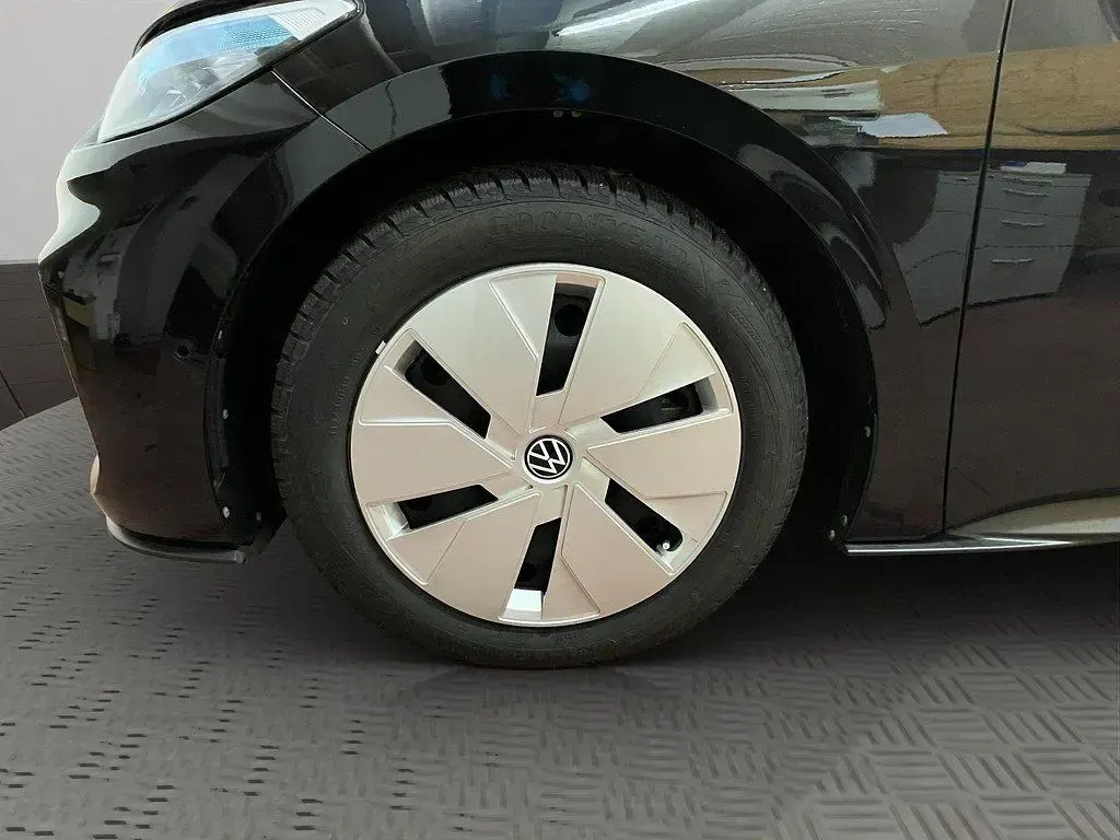 Gebraucht VW ID.3 Pro 150 kW (204 PS) 2024 Grenadillschwarz metallic Kleinwagen