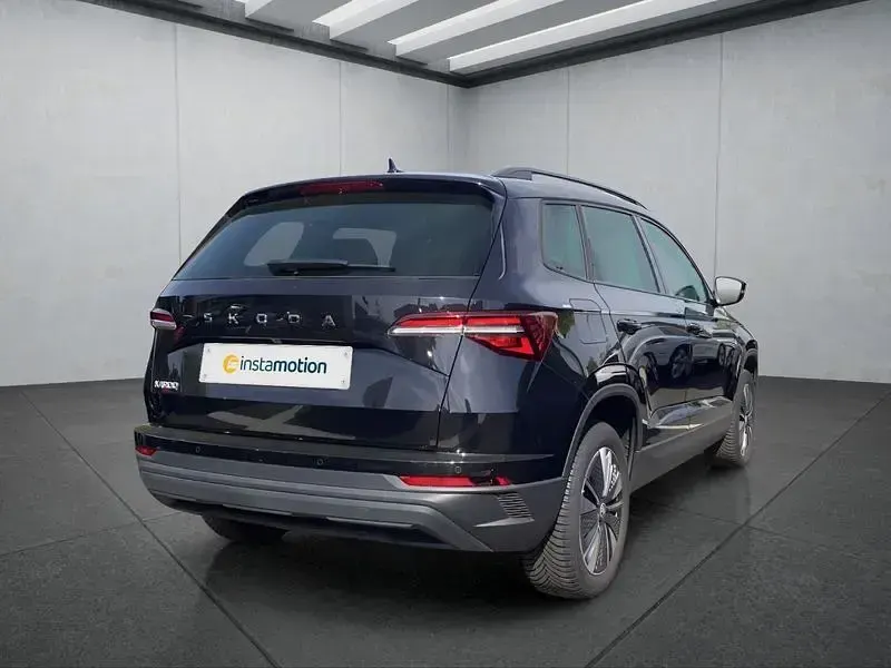 Gebraucht Skoda Karoq 150 PS (110 kW) 2025 Schwarz SUV