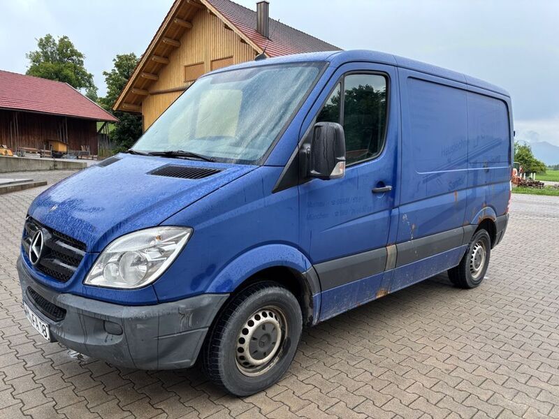 Blau Gebraucht 2012 Mercedes Sprinter Van | 3.990 € - Bild 1/4