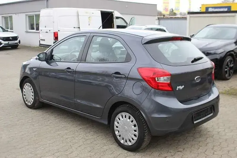 Gebraucht Ford Ka Cool & Sound Edition 86 PS (63 kW) 2018 Grau Limousine