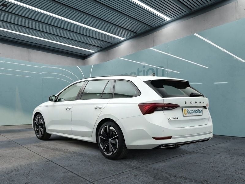 Gebraucht Skoda Octavia SportLine 190 PS (139 kW) 2024 Weiß Kombi