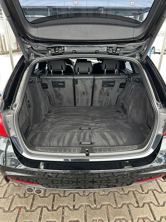 Gebraucht BMW 320 M Sport 190 PS (139 kW) 2019 Schwarz Kombi