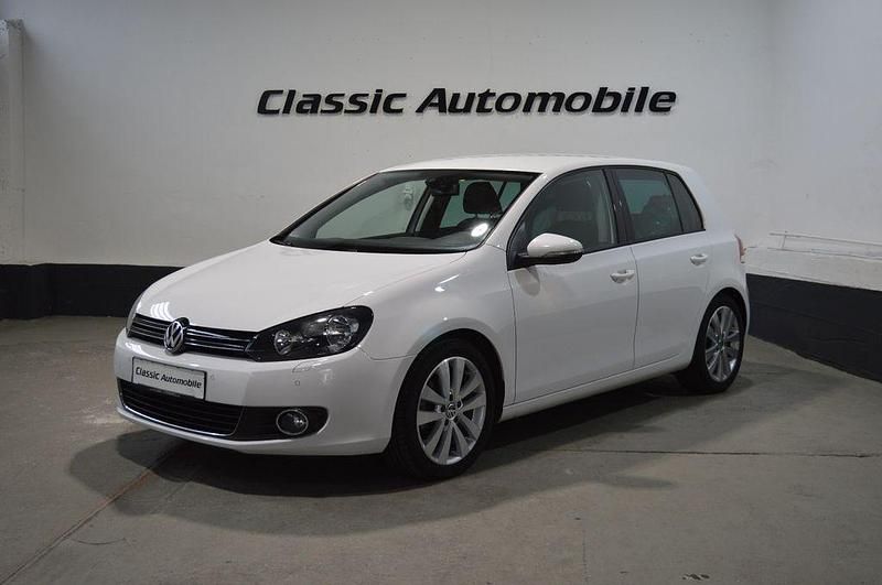 Weiß Gebraucht 2010 VW Golf VI Highline Limousine | 5.990 € (Fairer Preis) - Bild 1/4