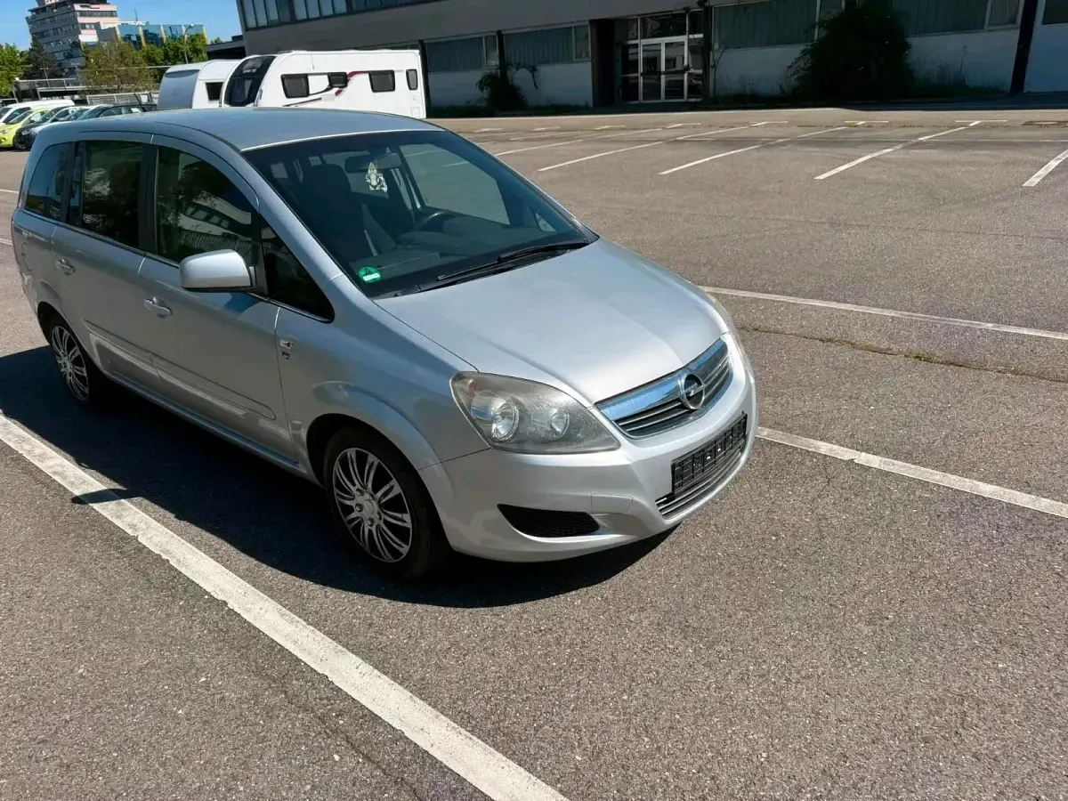 Gebraucht Opel Zafira 125 PS (91 kW) 2010 Grau Van / Kleinbus