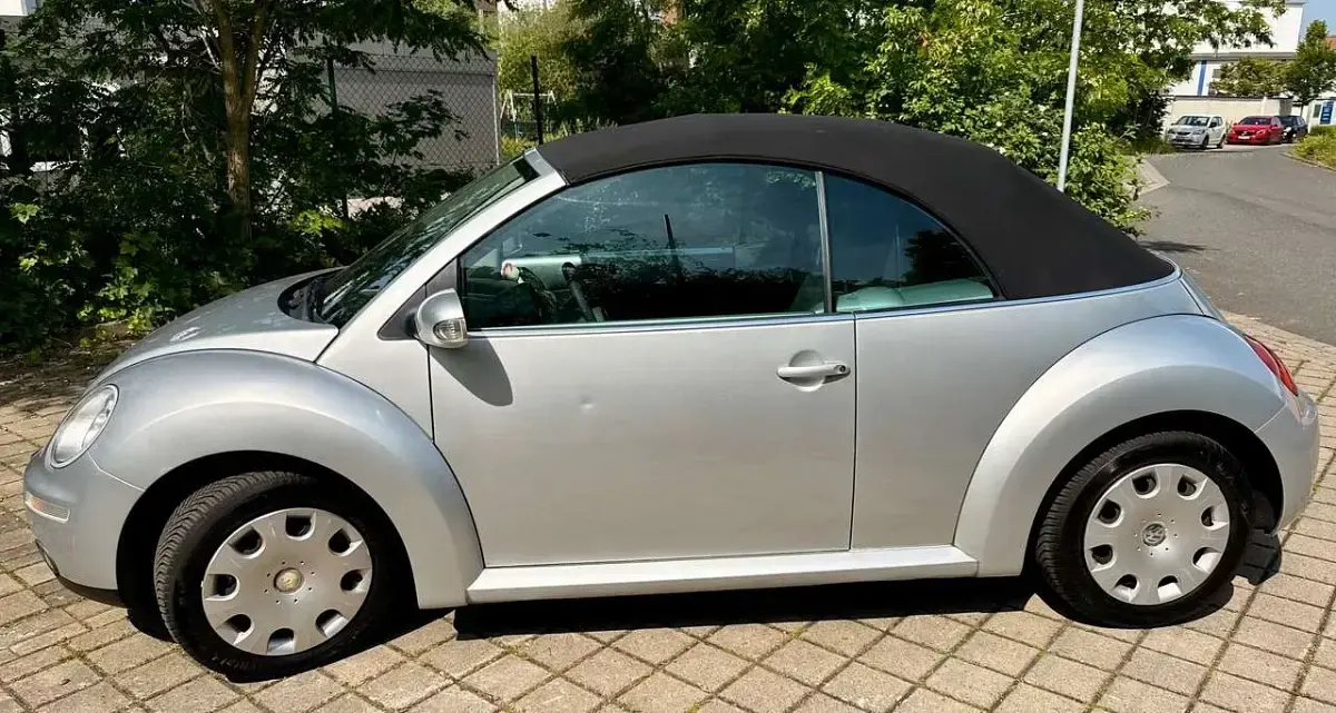 Gebraucht VW New Beetle Cabriolet 116 PS (85 kW) 2007 Silber Cabrio