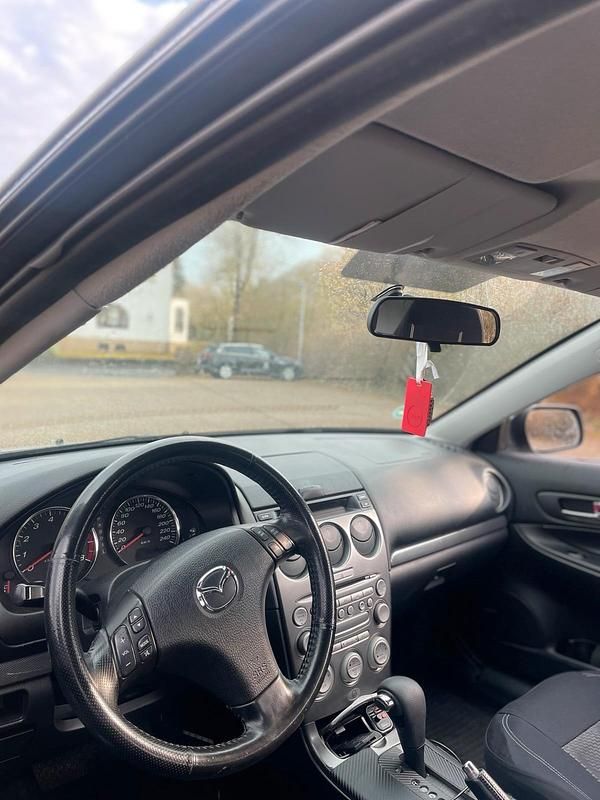 Gebraucht Mazda 6 150 PS (110 kW) 2004 Silber Limousine