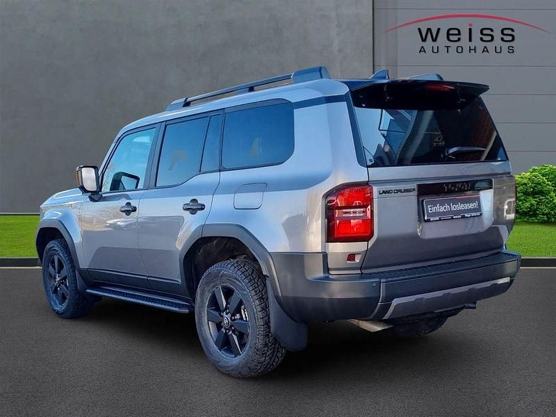 Gebraucht Toyota Land Cruiser Executive 205 PS (150 kW) 2024 Braun SUV