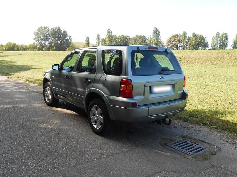 Gebraucht Ford Maverick XLT 203 PS (149 kW) 2005 Grün SUV