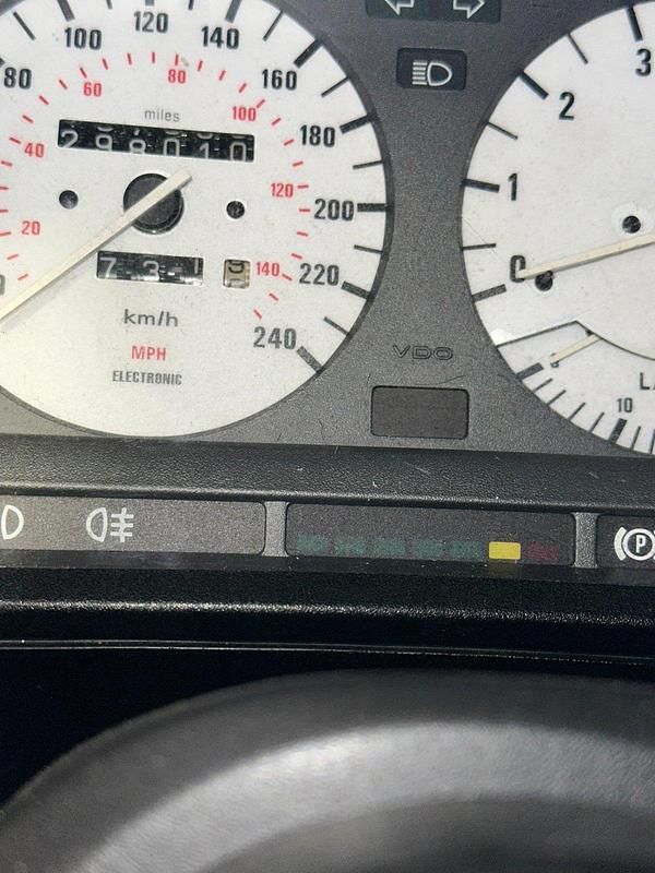 Gebraucht BMW 325 170 PS (125 kW) 1988 Blau Kombi