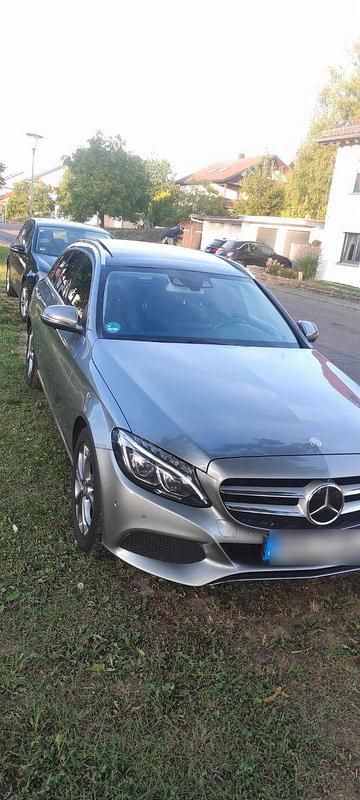 Gebraucht Mercedes C250 204 PS (150 kW) 2016 Grau Kombi