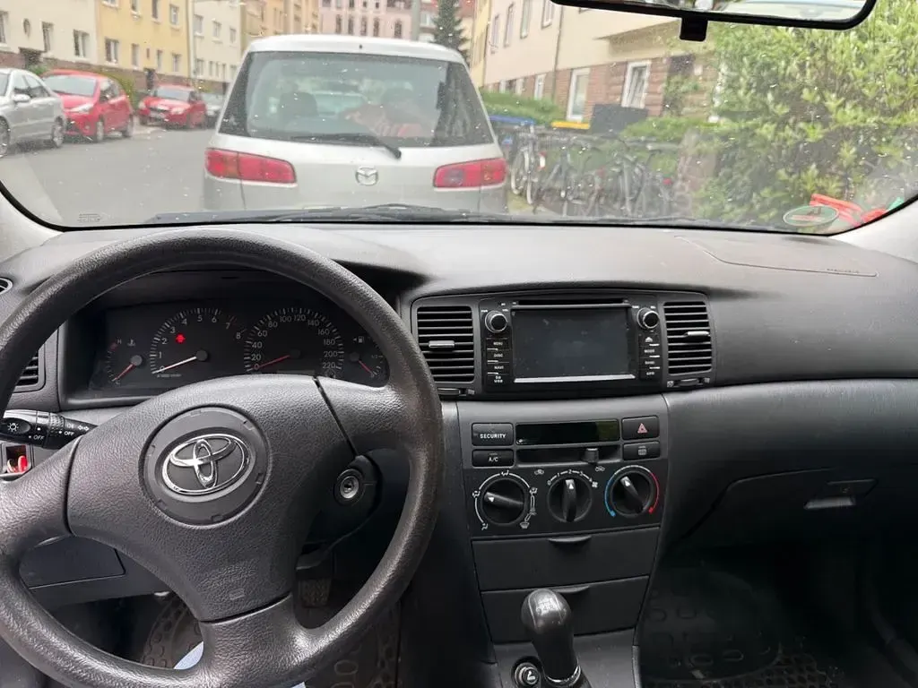 Gebraucht Toyota Corolla 110 PS (80 kW) 2003 Silber Kombi