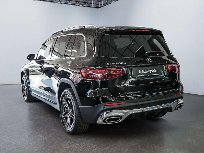 Gebraucht Mercedes GLB200 AMG 150 PS (110 kW) 2025 Schwarz SUV