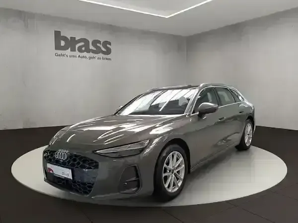 Gebraucht Audi A6 Ambiente 204 PS (150 kW) 2025 Chronosgrau metallic Kombi
